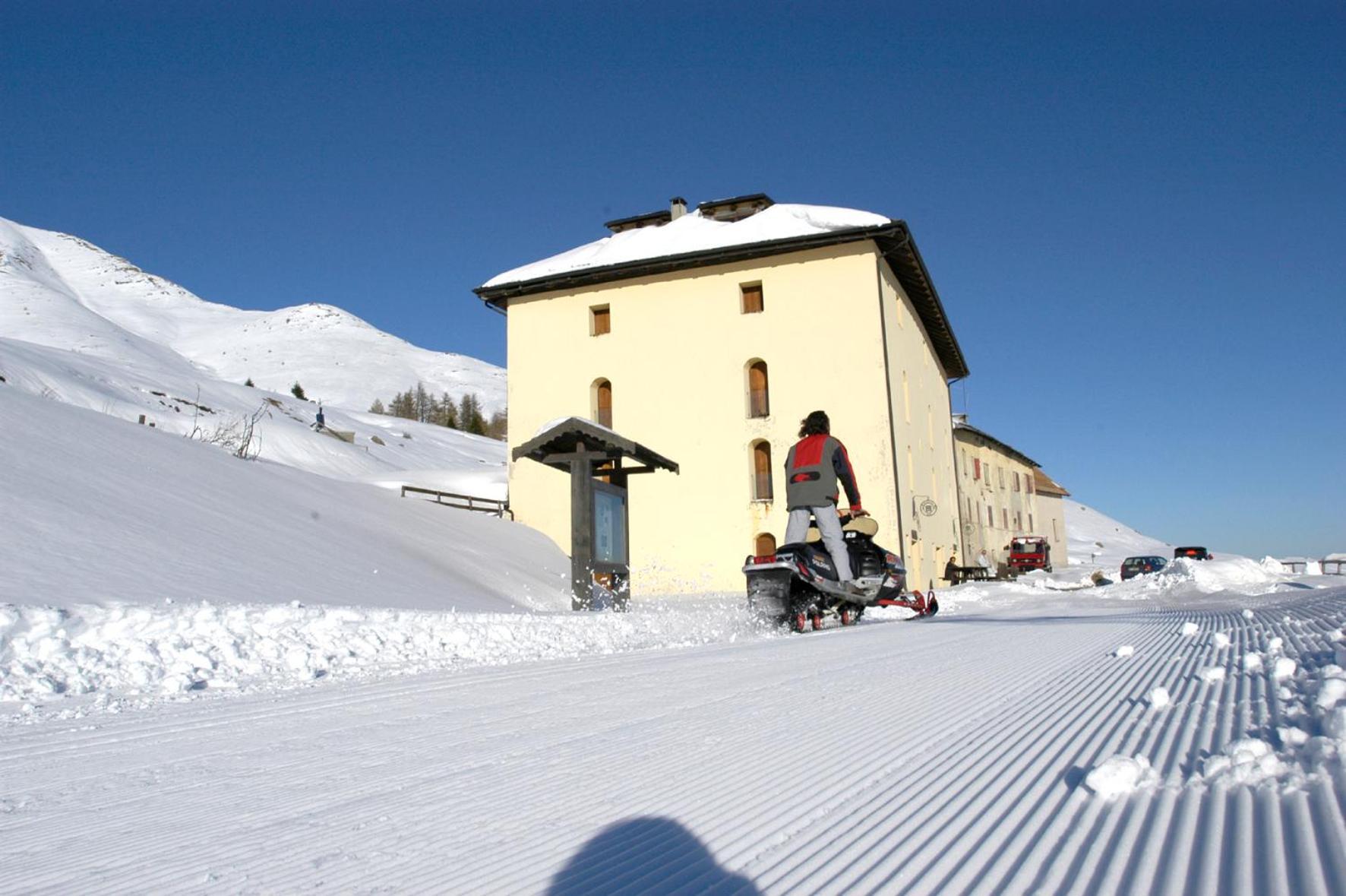 Hotel Dimora Storica La Mirandola Tonalepass Exterior foto